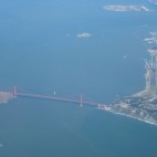 Es gibt zwar schönere Bilder von der Golden Gate - aber aus dieser Höhe?