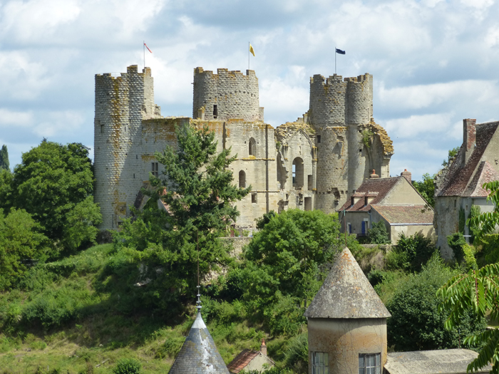 Burg von Bourbon-L'Archambault