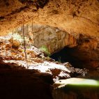 Etwas Abenteuer verspricht die Wanderung entlang des Tunnel Creek.